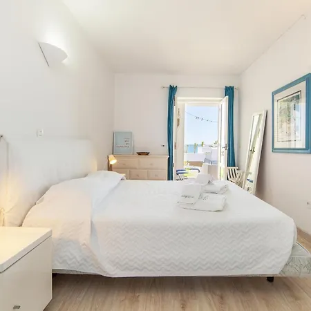 C22 - Beco Do Poco Townhouse In Da アパート *